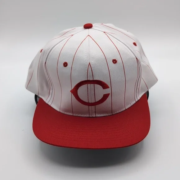 MLB| NWT Vintage MLB Red Cincinnati Reds Sports Cap Snap Back Grey Brim - Picture 4 of 14